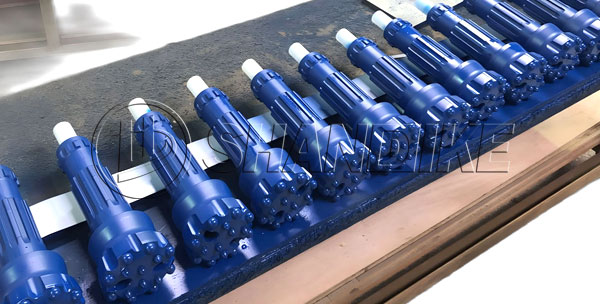 Maintenance method for lubrication and cooling system of DTH bit